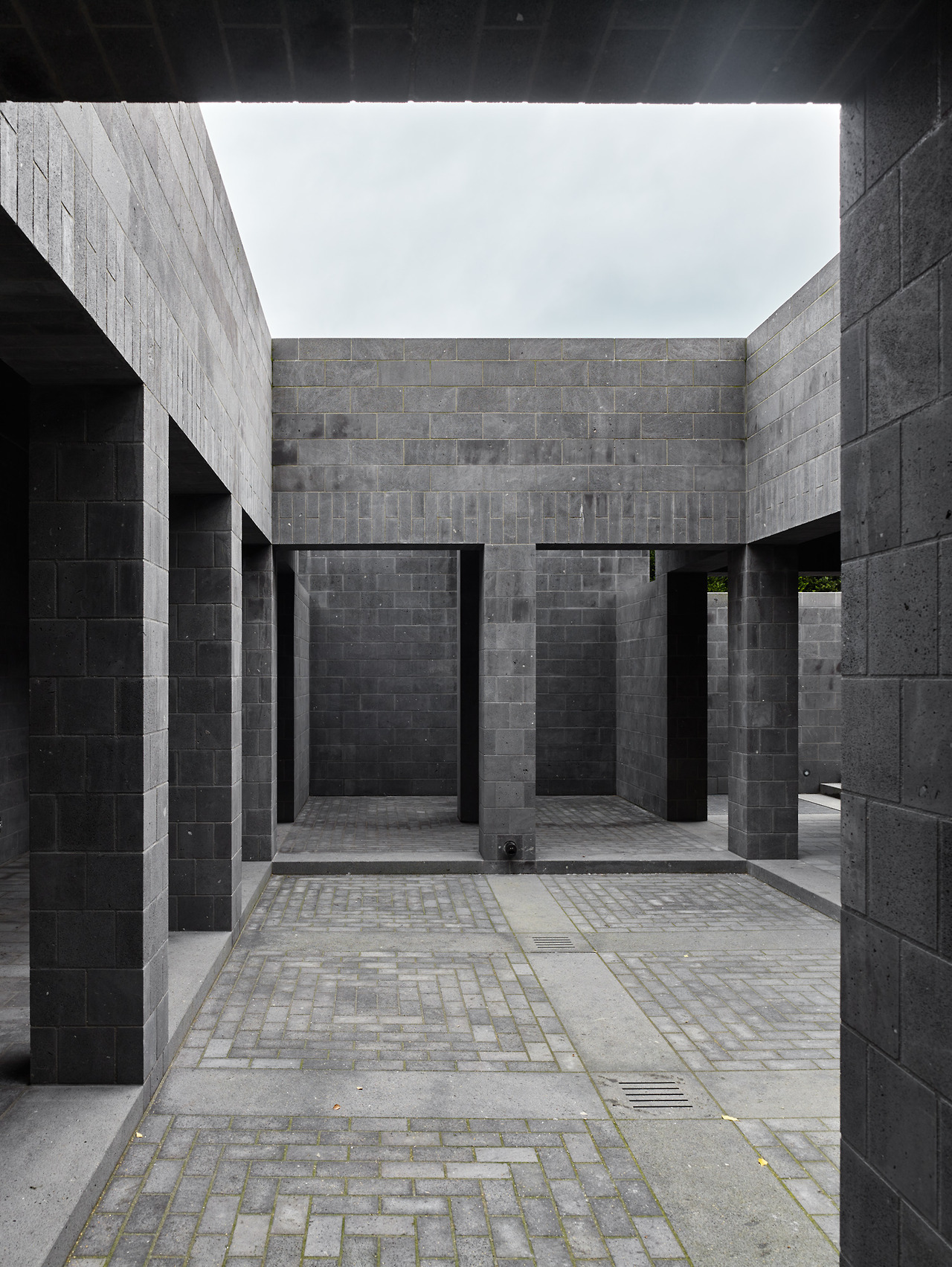 Archillect ID 395288