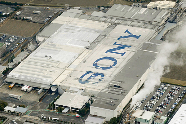 Archillect ID 395312