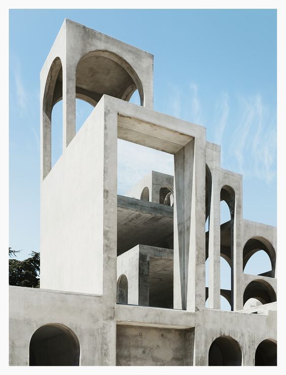 Archillect ID 395357