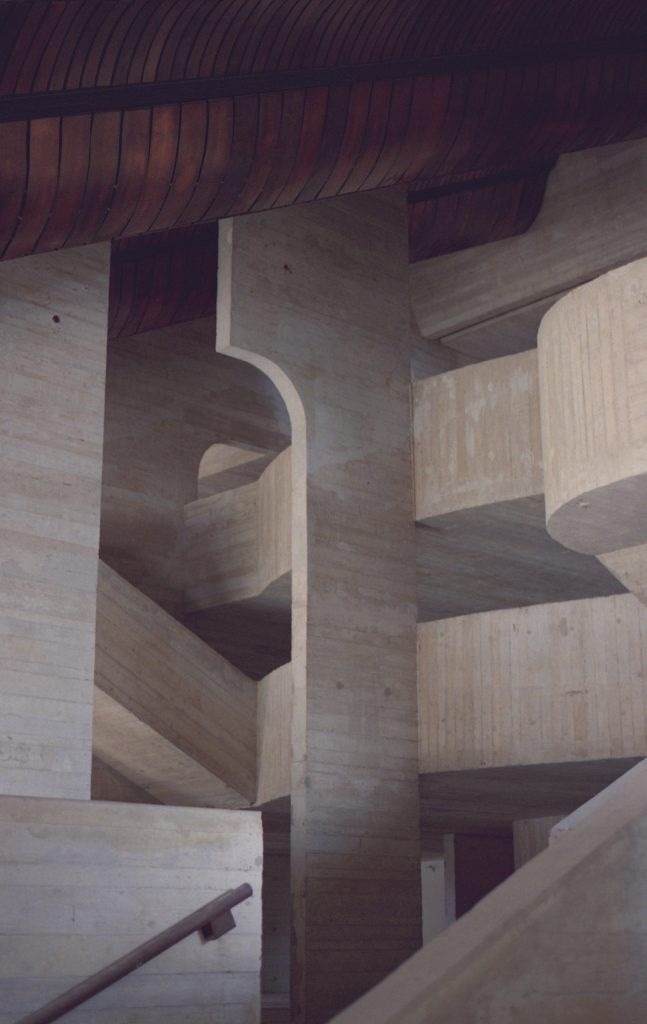 Archillect ID 395374