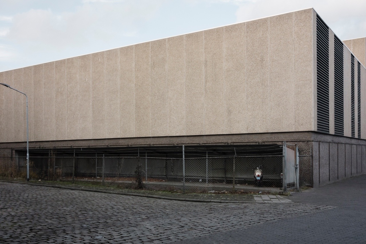 Archillect ID 395404