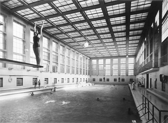 Archillect ID 395471