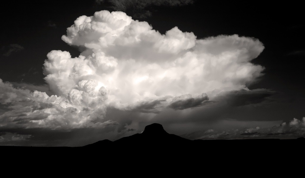 Archillect ID 395504