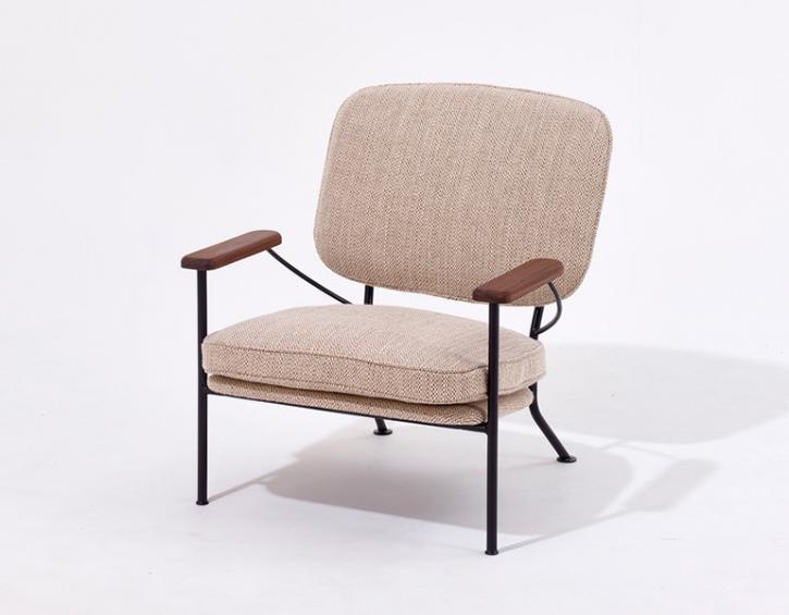 Archillect ID 395582