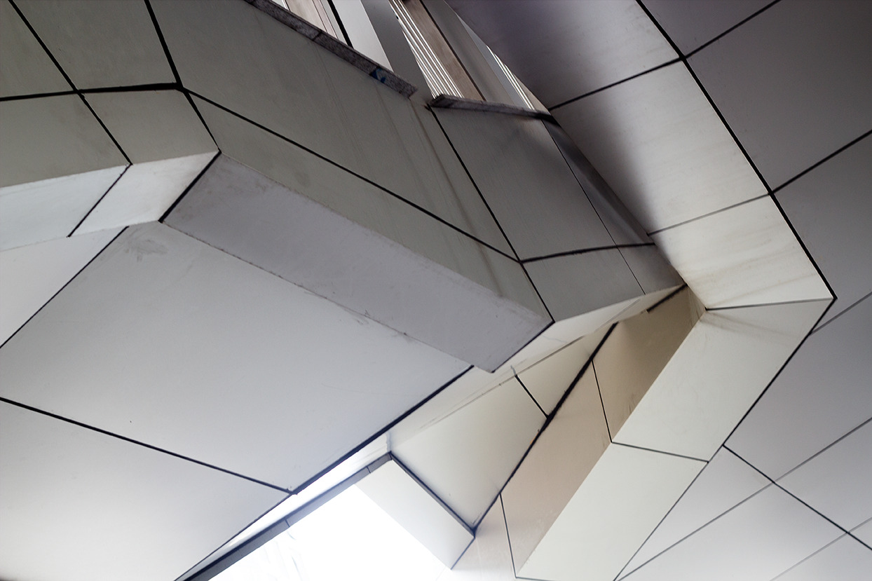 Archillect ID 395643