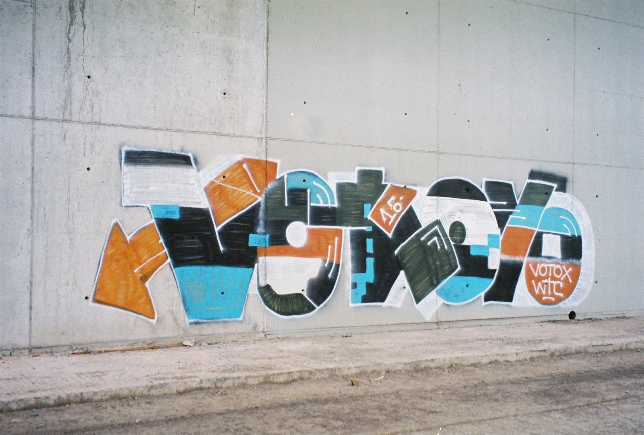 Archillect ID 395649