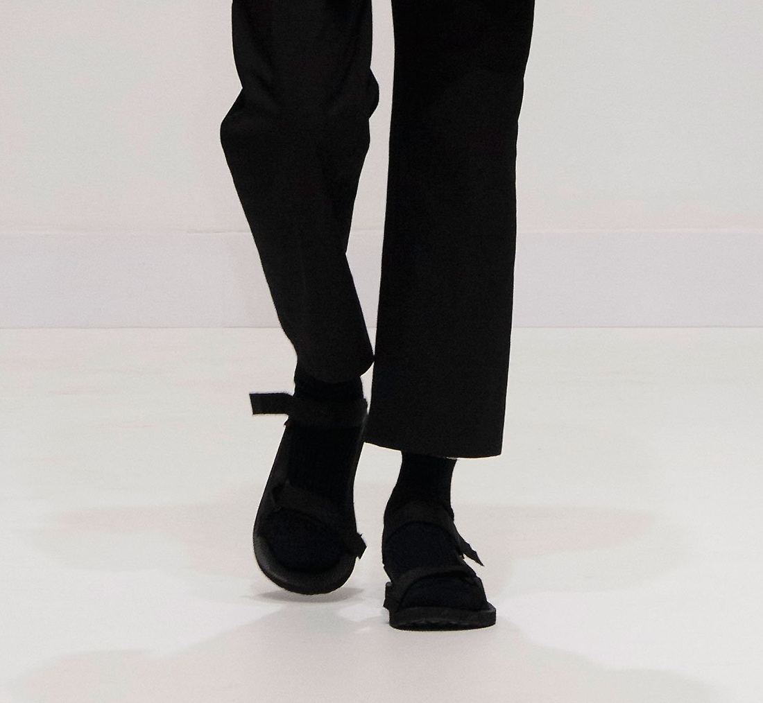 Archillect ID 395771