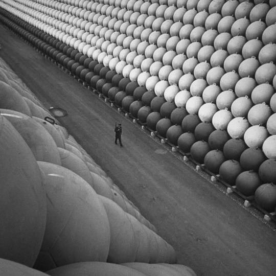 Archillect ID 395795