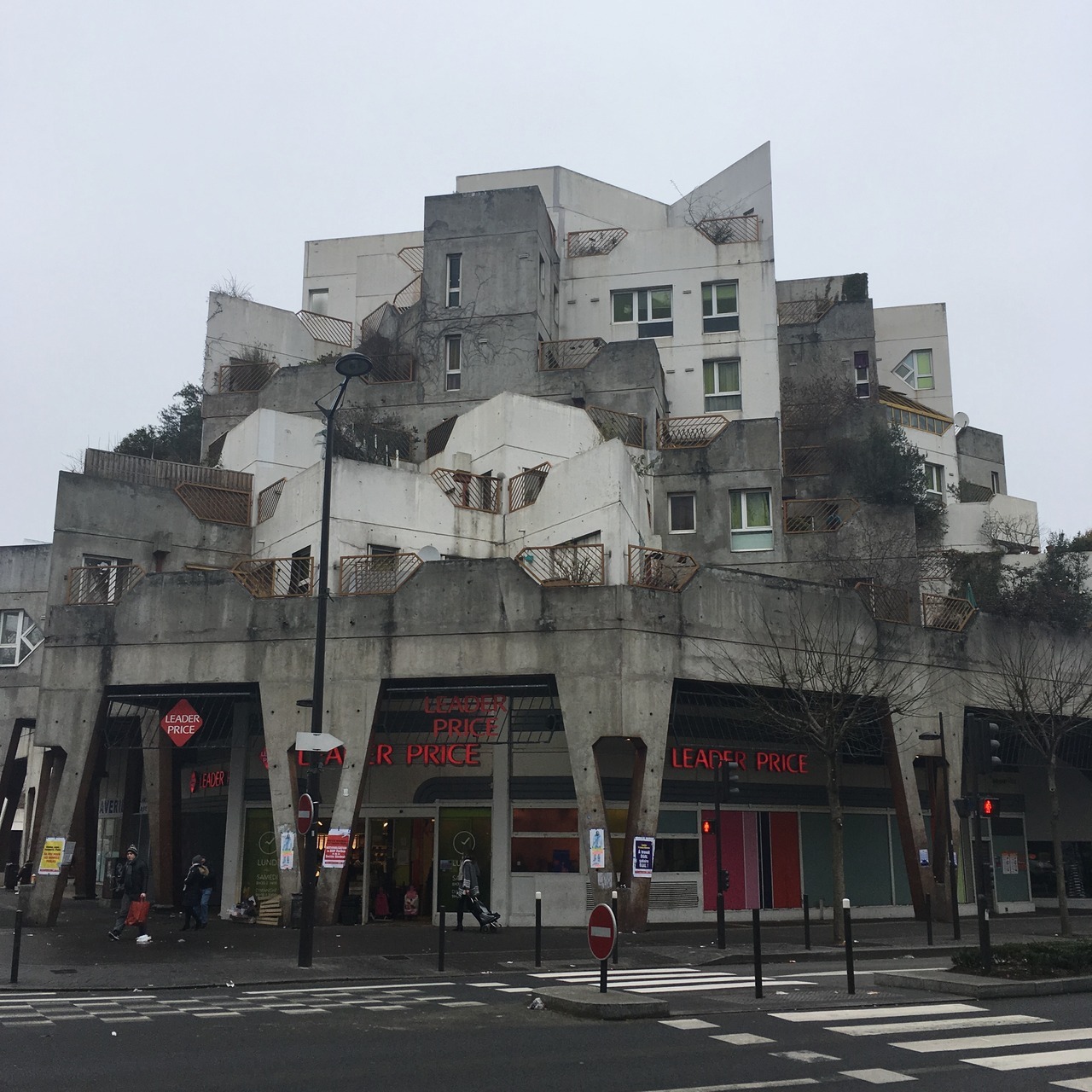 Archillect ID 395868