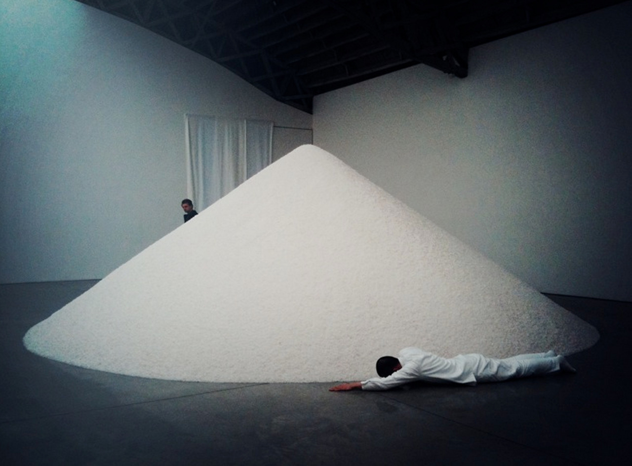 Archillect ID 395913