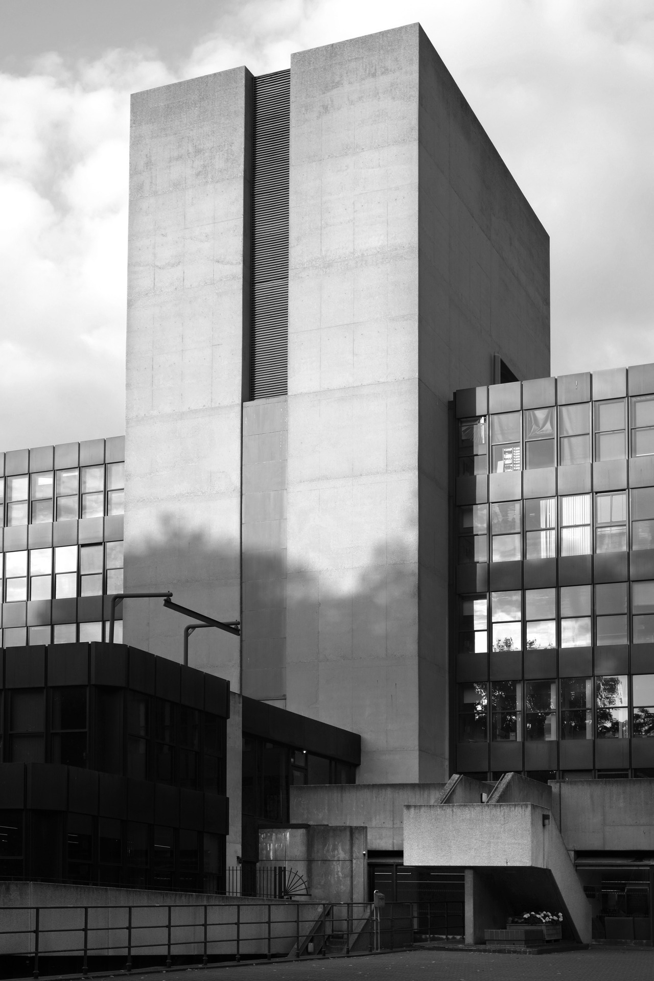 Archillect ID 395932