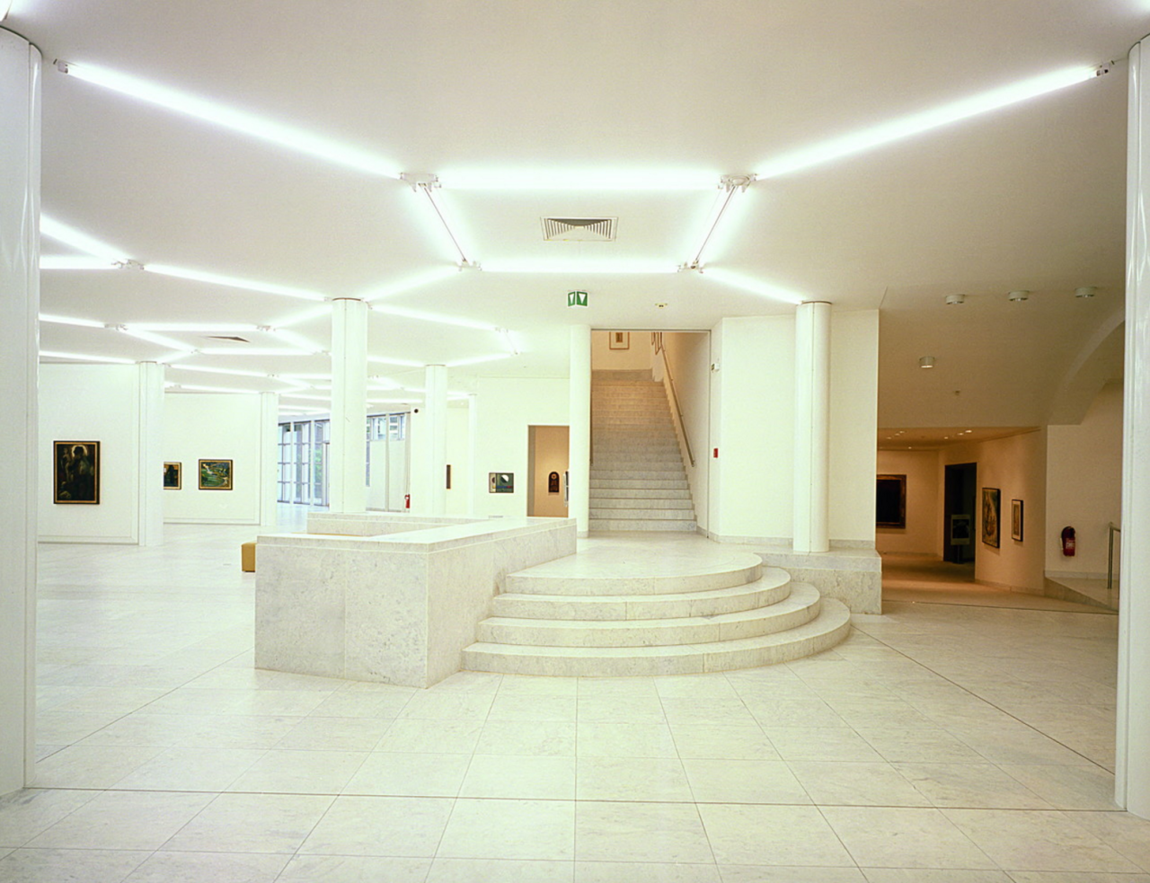 Archillect ID 395999