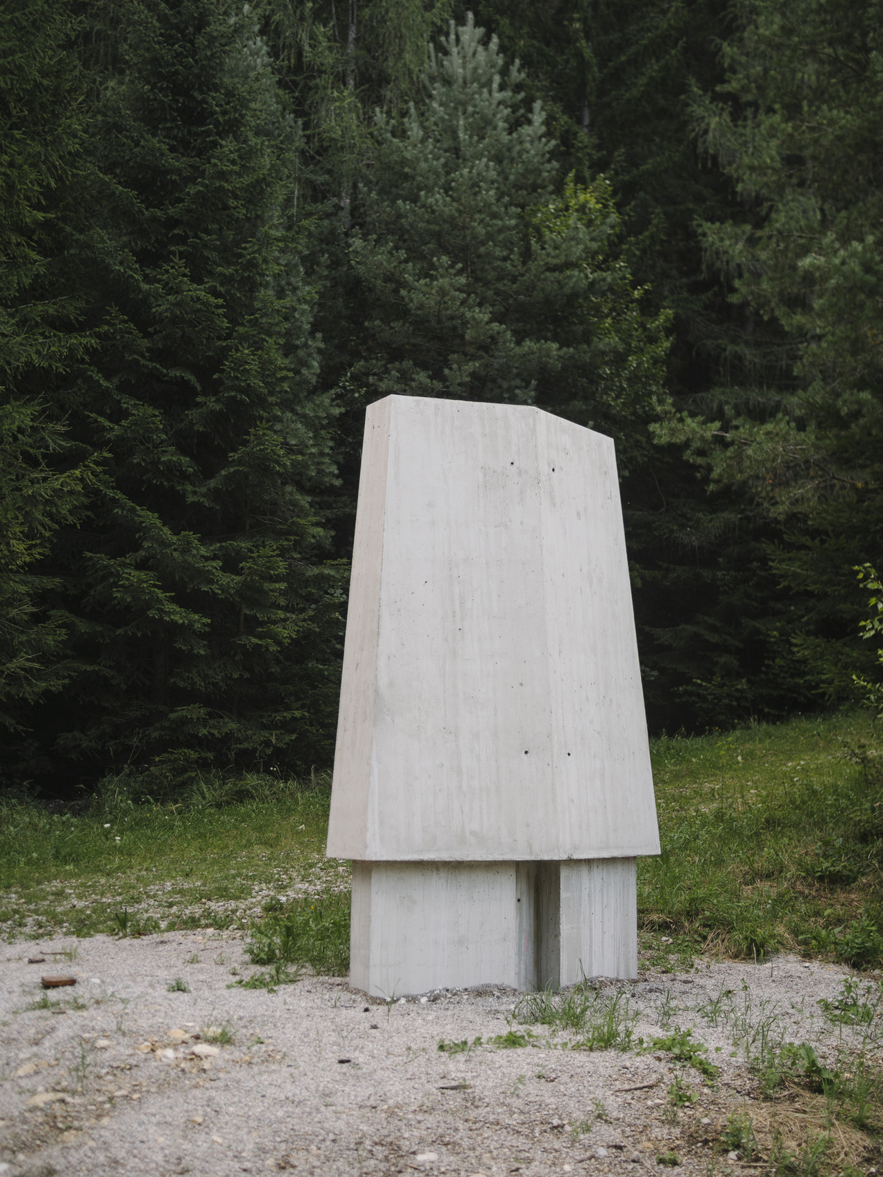 Archillect ID 396025