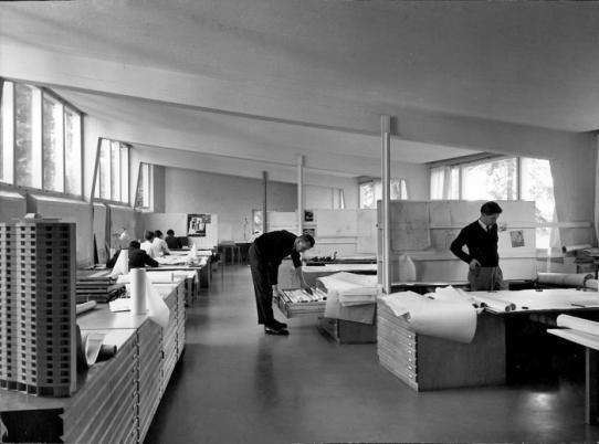 Archillect ID 396034