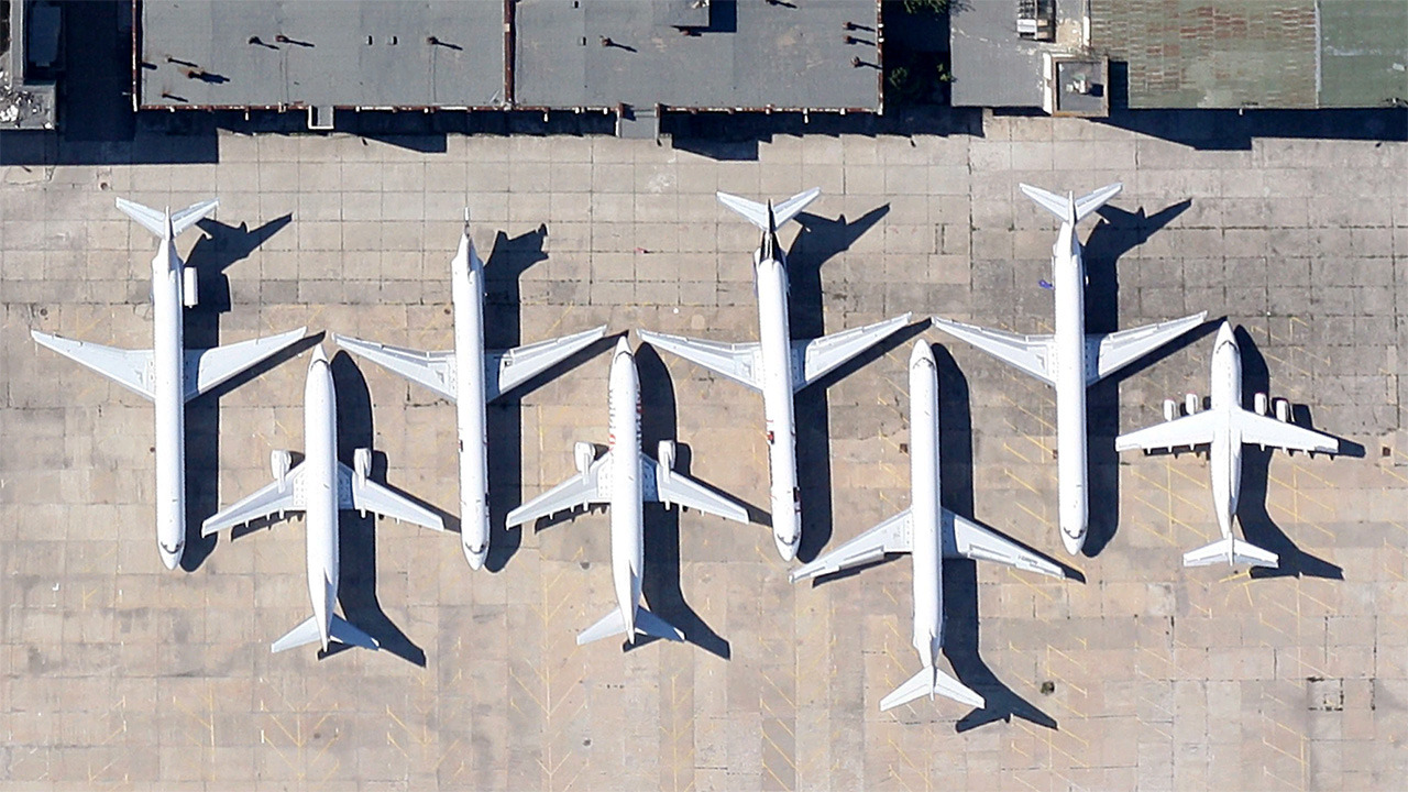 Archillect ID 396052