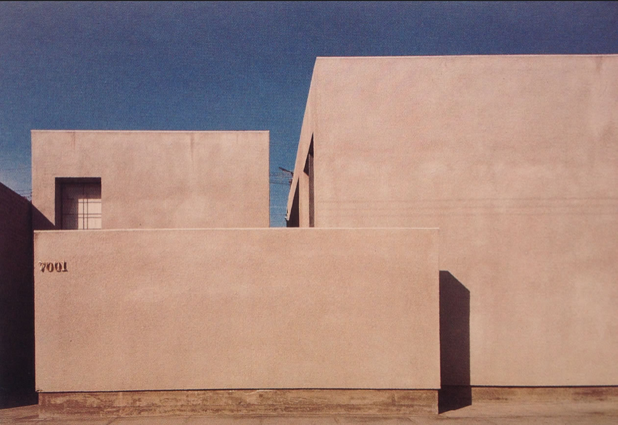 Archillect ID 396342