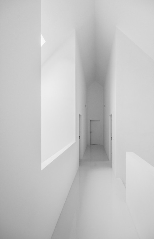 Archillect ID 396421