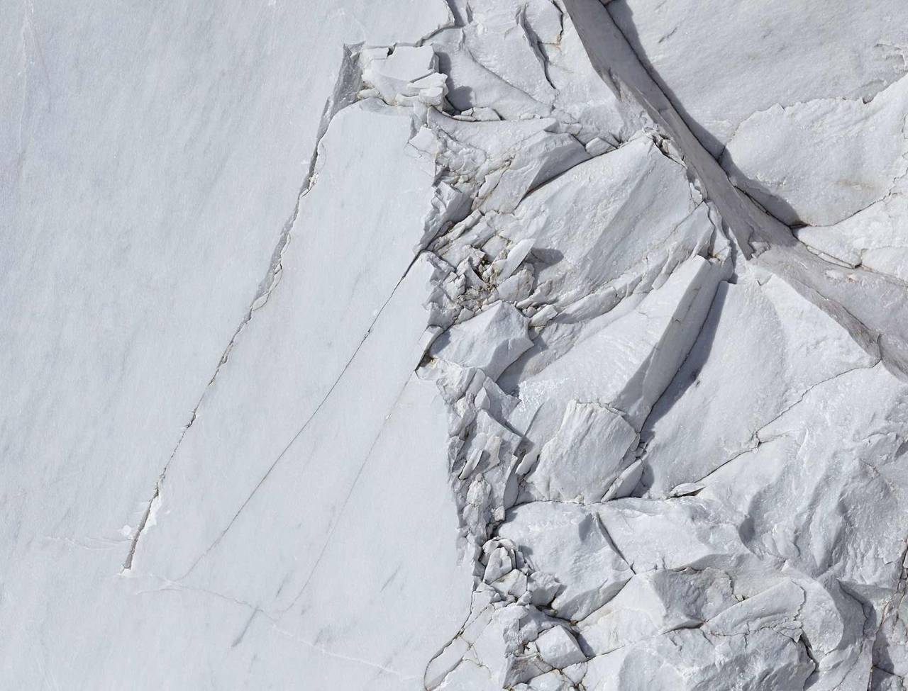 Archillect ID 396480