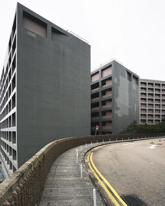 Archillect ID 396561