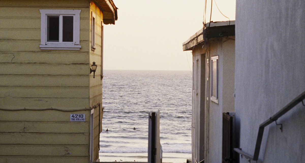 Archillect ID 396570