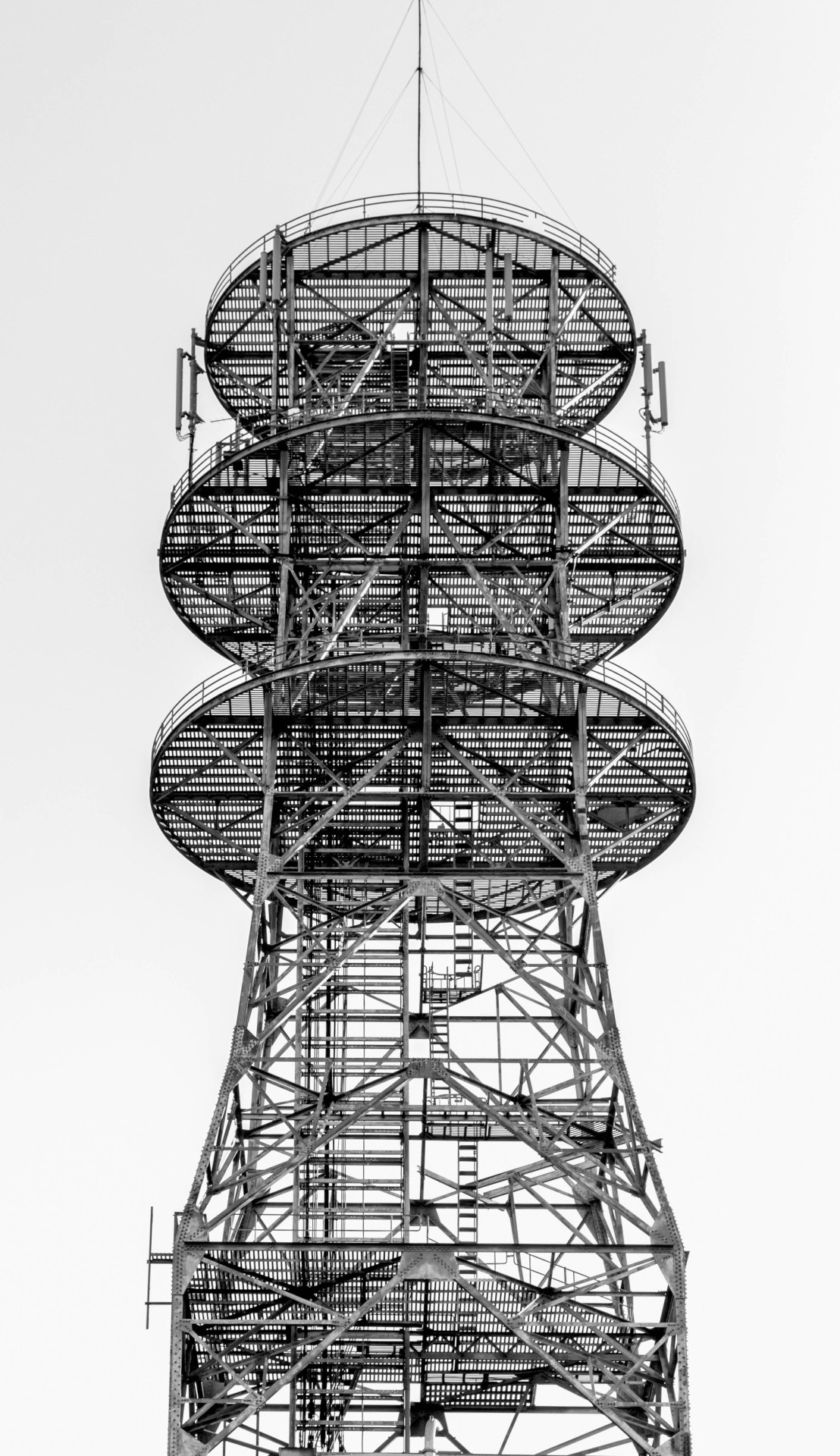 Archillect ID 396636