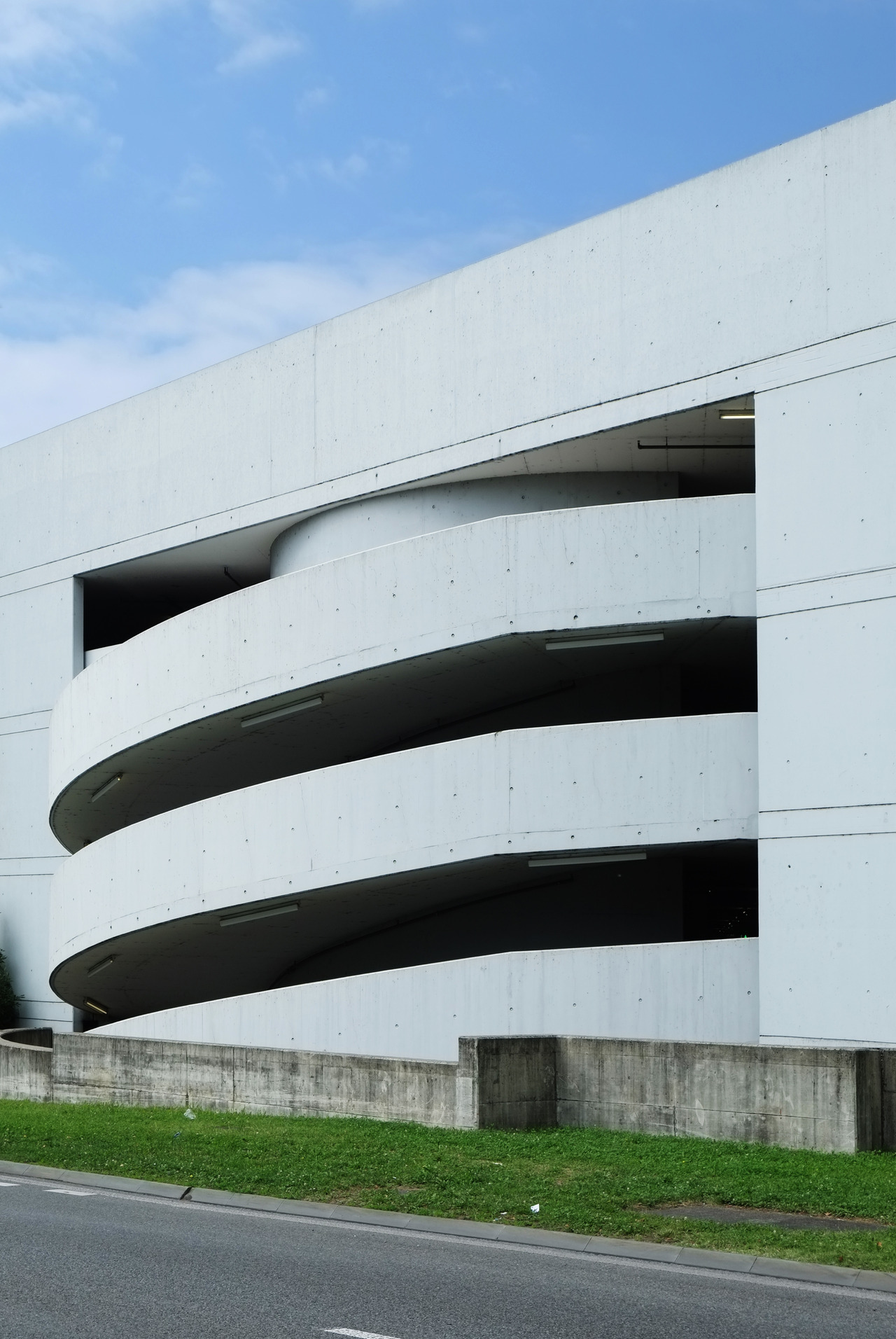 Archillect ID 396659