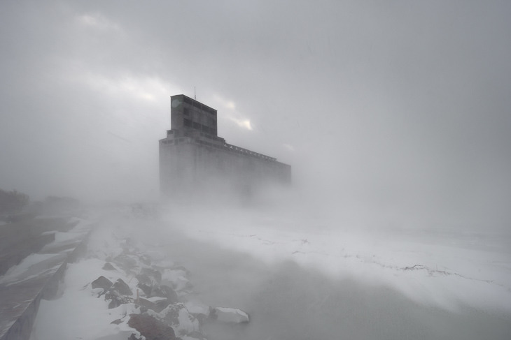 Archillect ID 396676