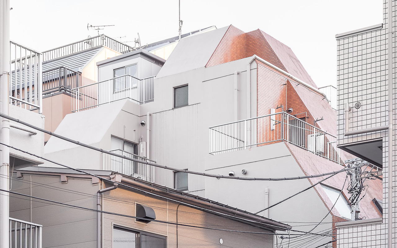 Archillect ID 396813