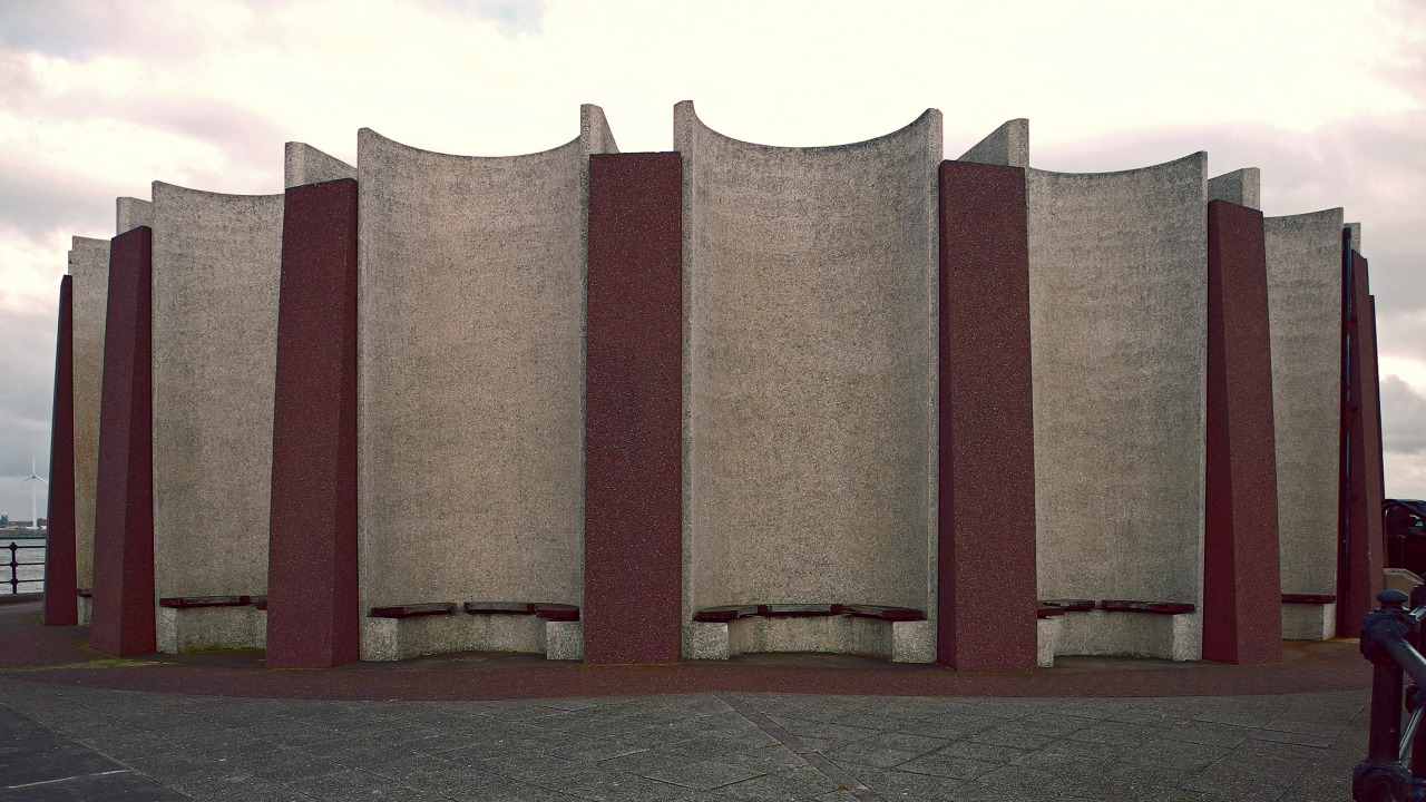 Archillect ID 396898