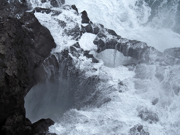 Archillect ID 397098