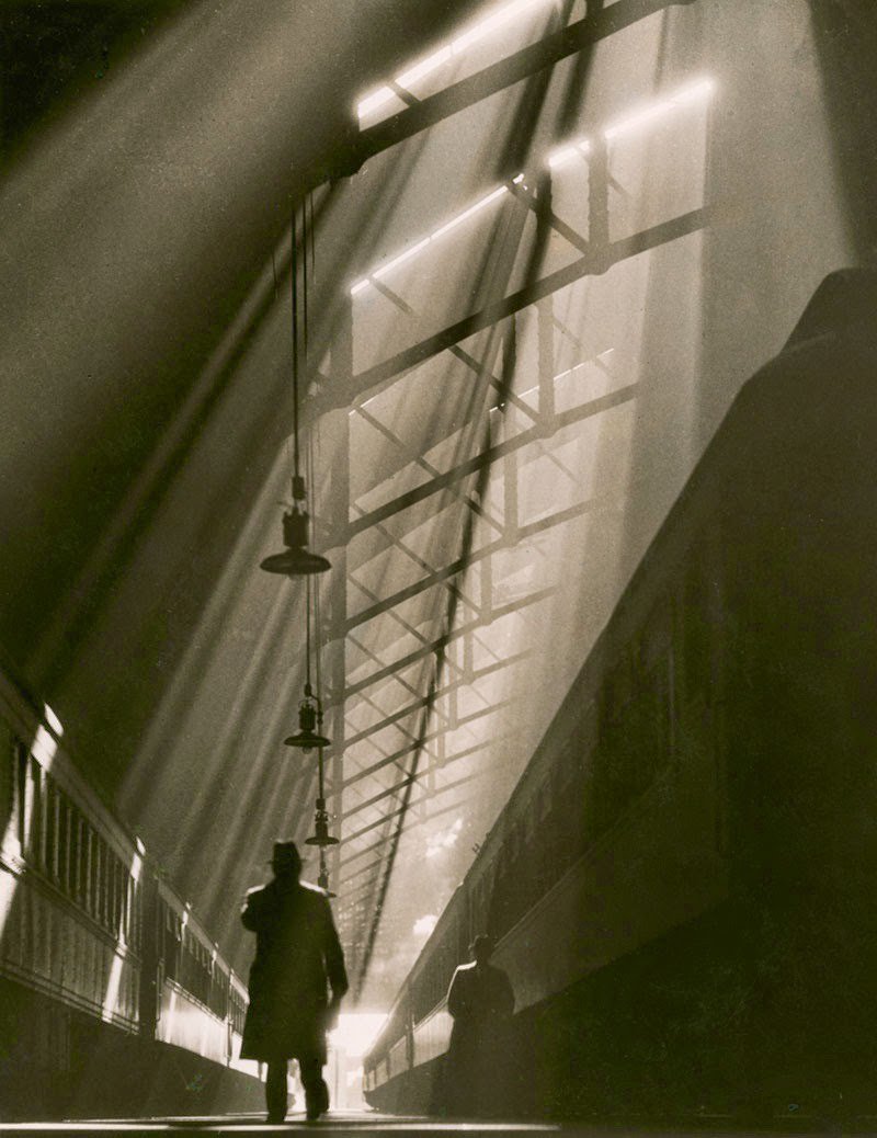 Archillect ID 397324