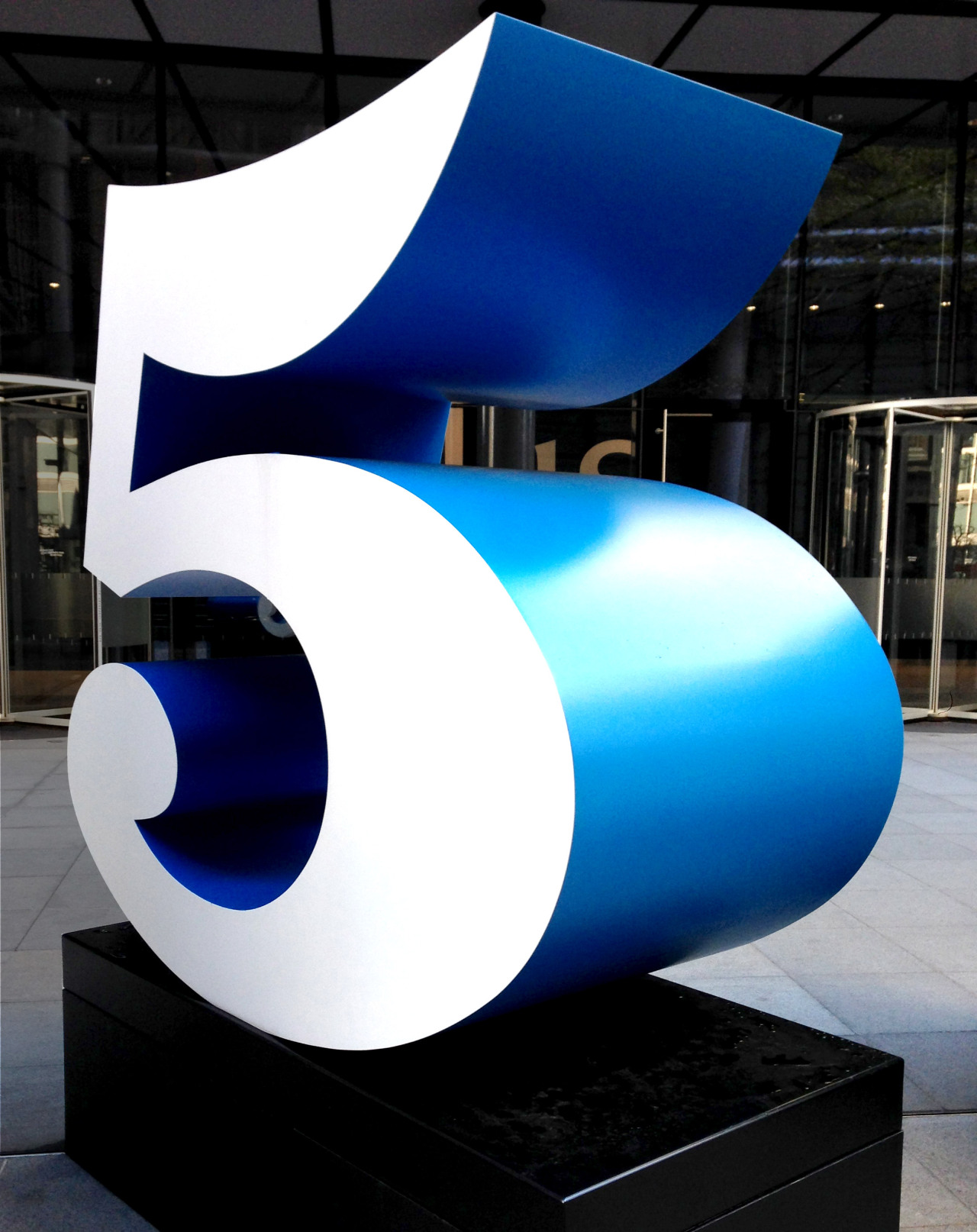 Archillect ID 397685