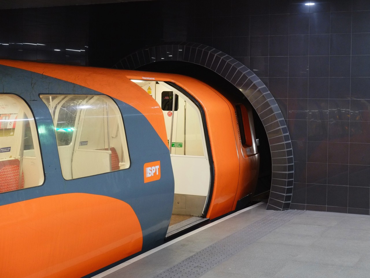 Archillect ID 397729