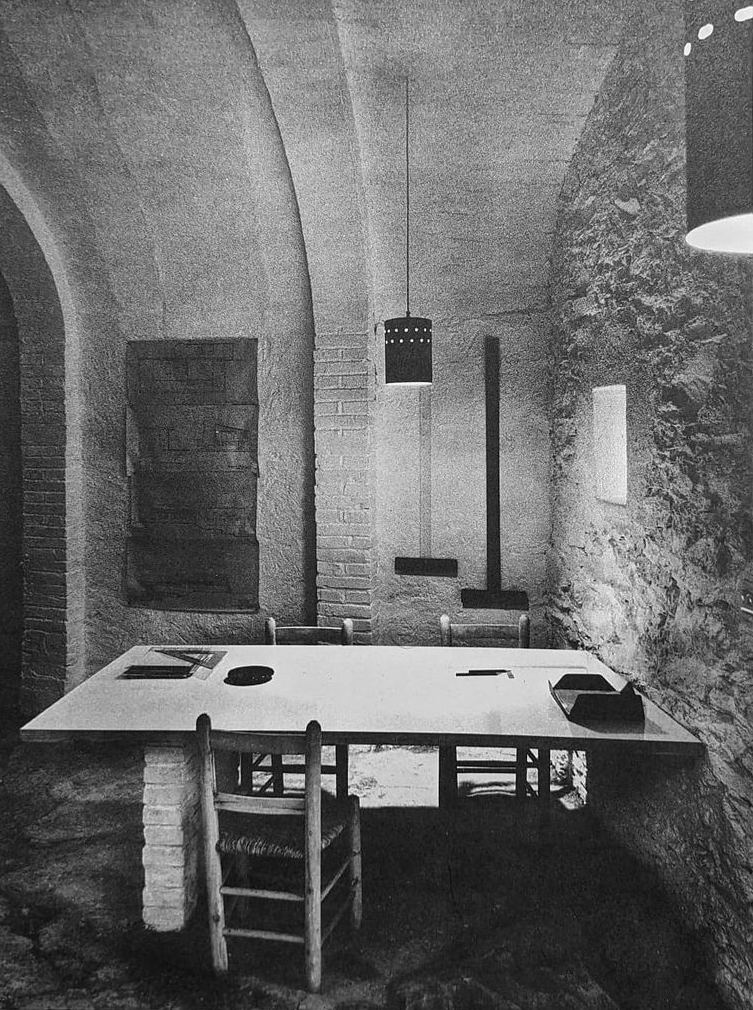 Archillect ID 397813