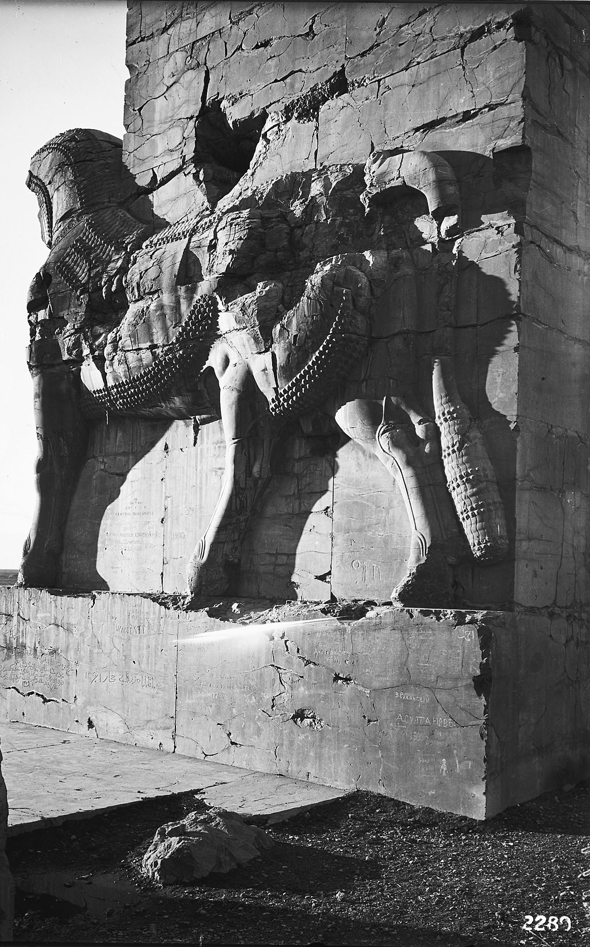 Archillect ID 398038