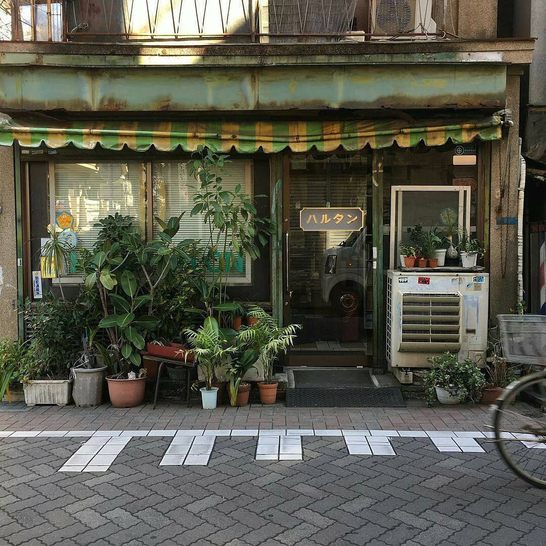 Archillect ID 398189