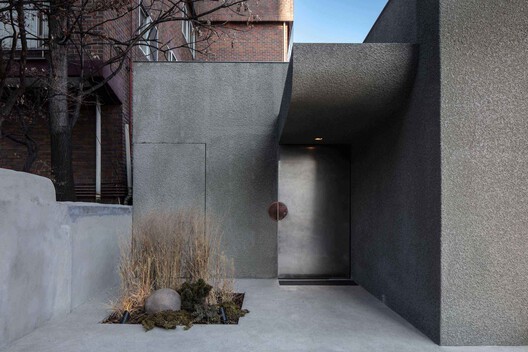 Archillect ID 398337