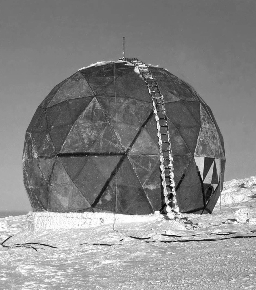 Archillect ID 398351