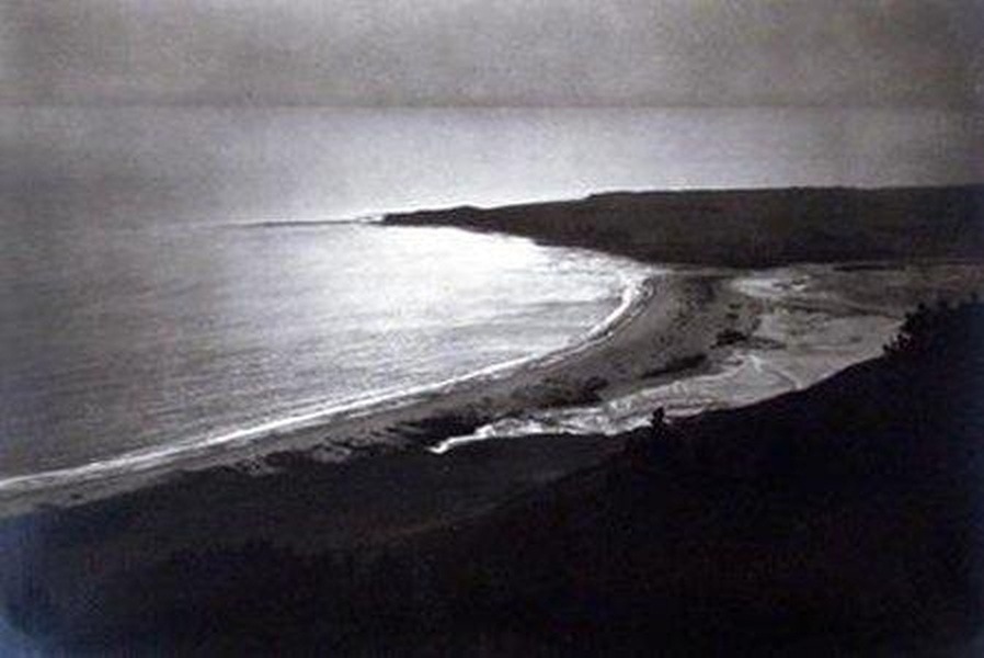 Archillect ID 398421