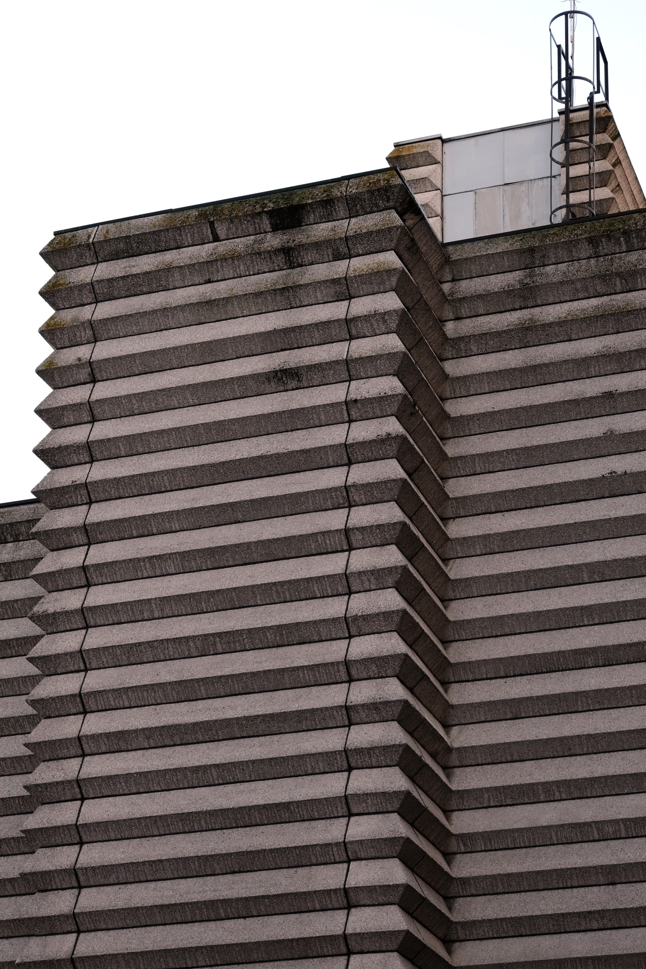 Archillect ID 398444