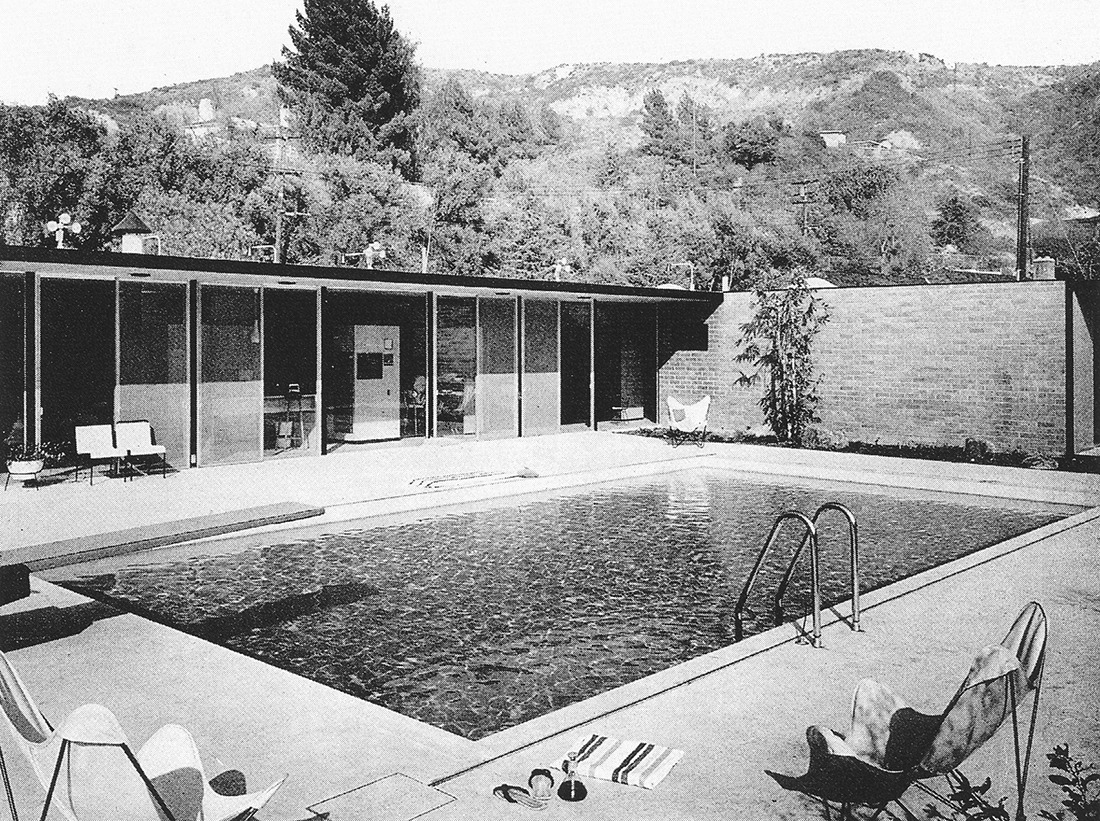 Archillect ID 398476