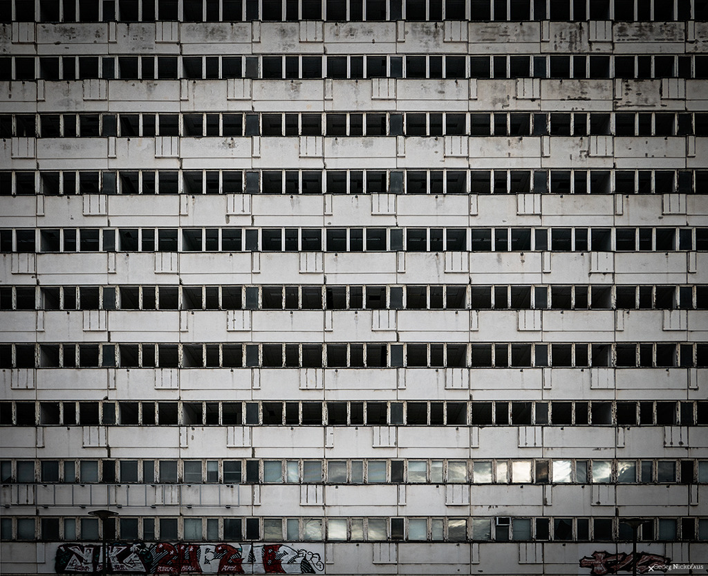 Archillect ID 398557