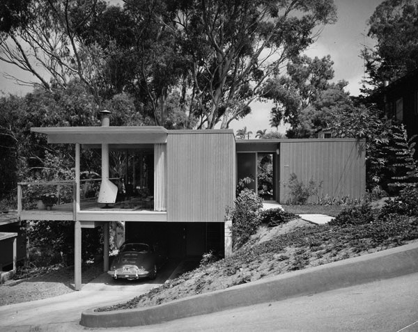 Archillect ID 398603