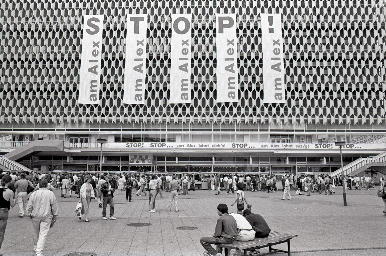 Archillect ID 398820