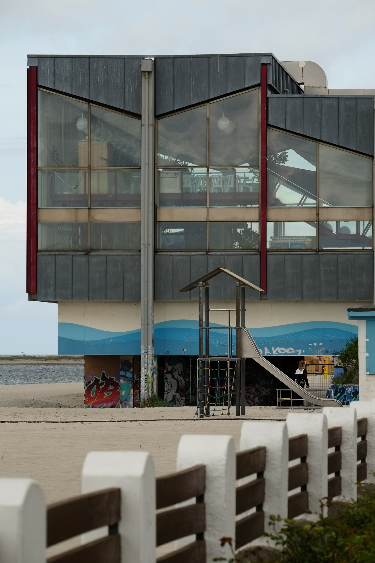 Archillect ID 398838