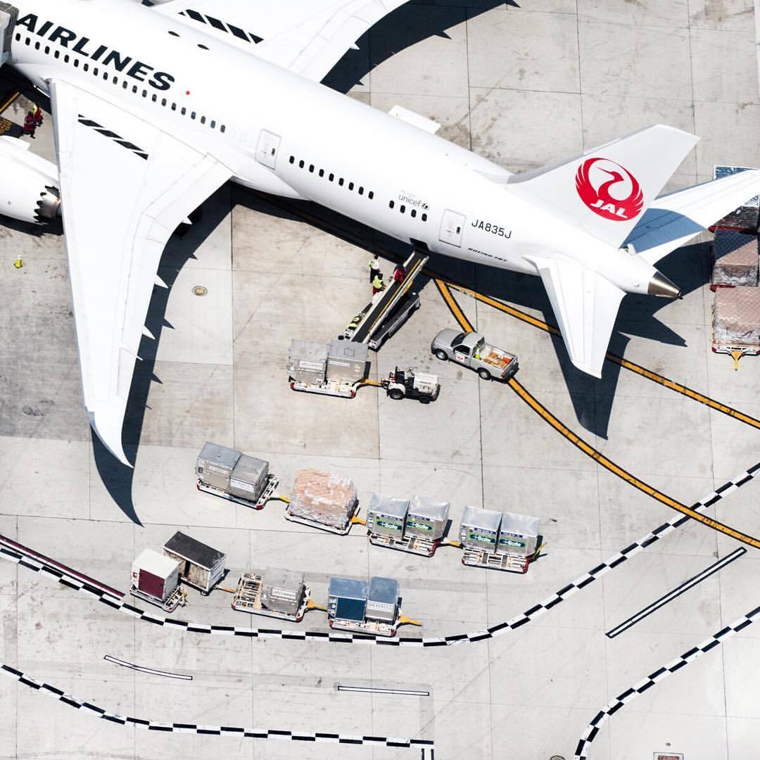 Archillect ID 398871