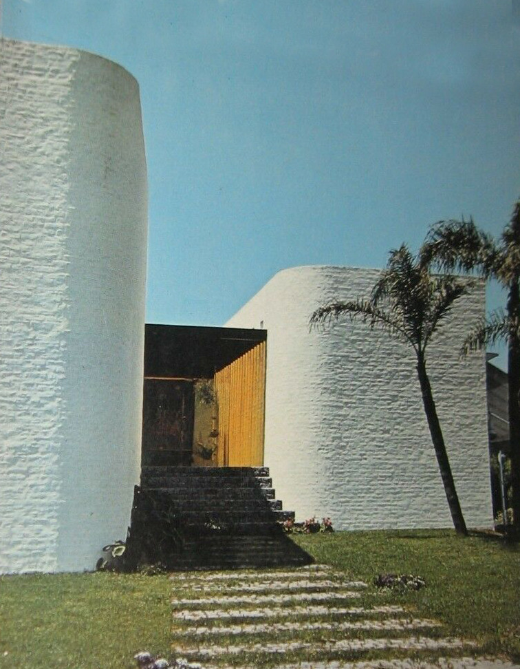 Archillect ID 398877