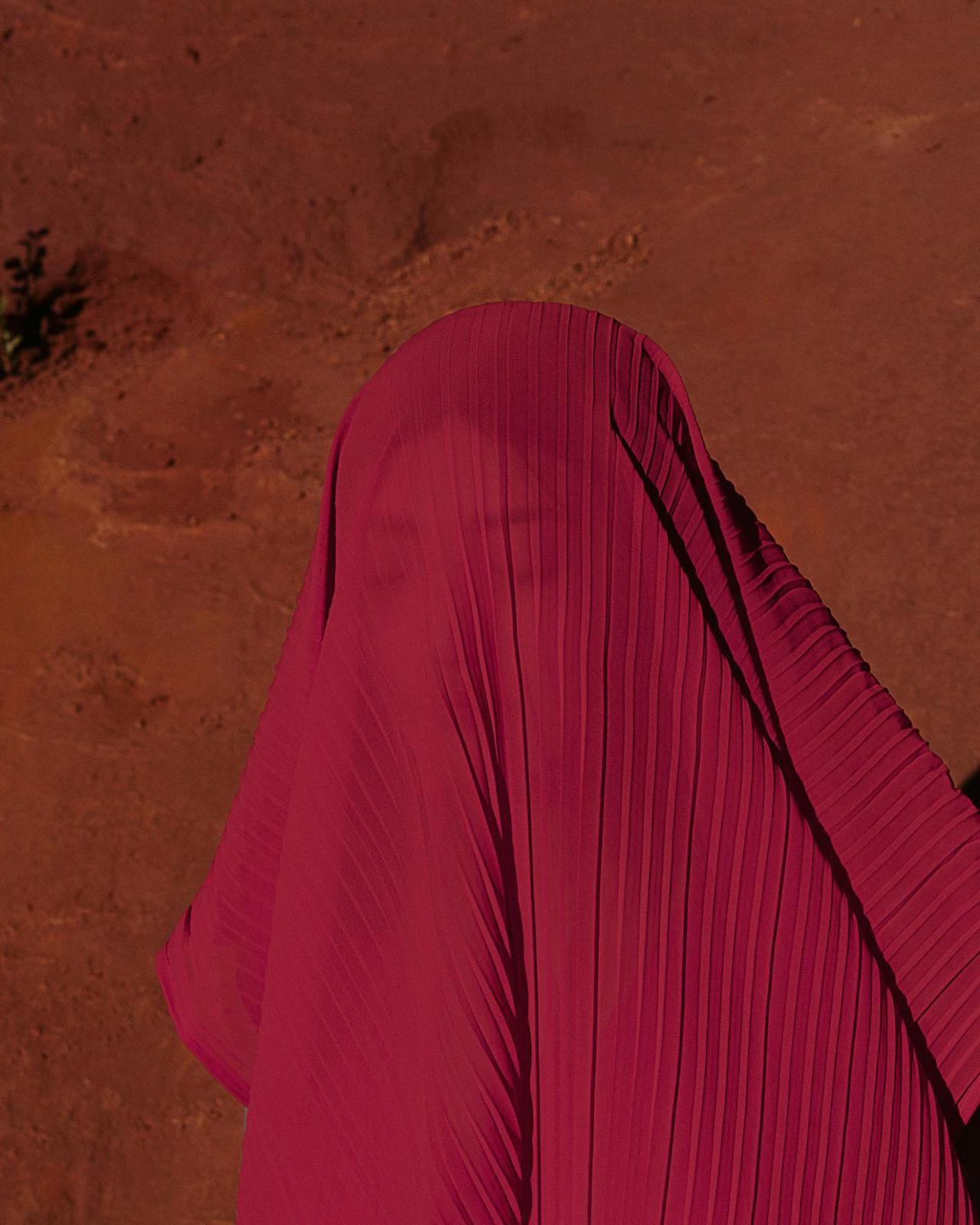 Archillect ID 398949