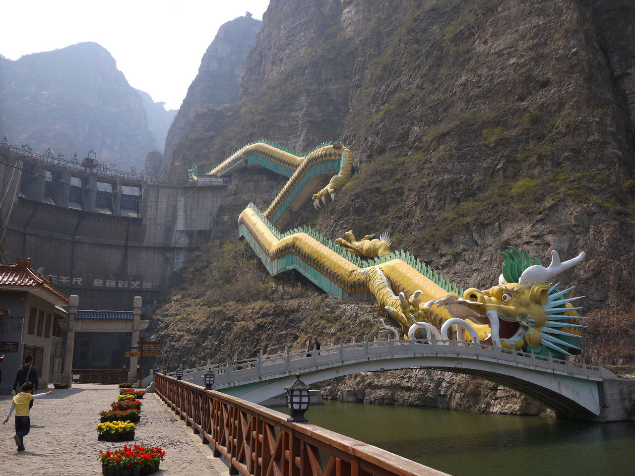 Archillect ID 399267