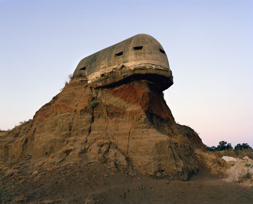 Archillect ID 399282